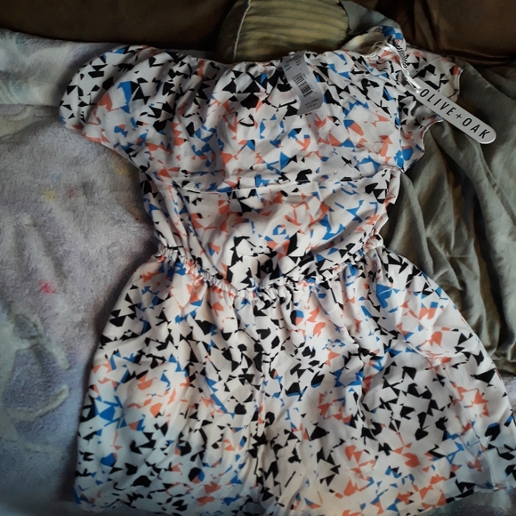 Romper - Picture 2 of 2